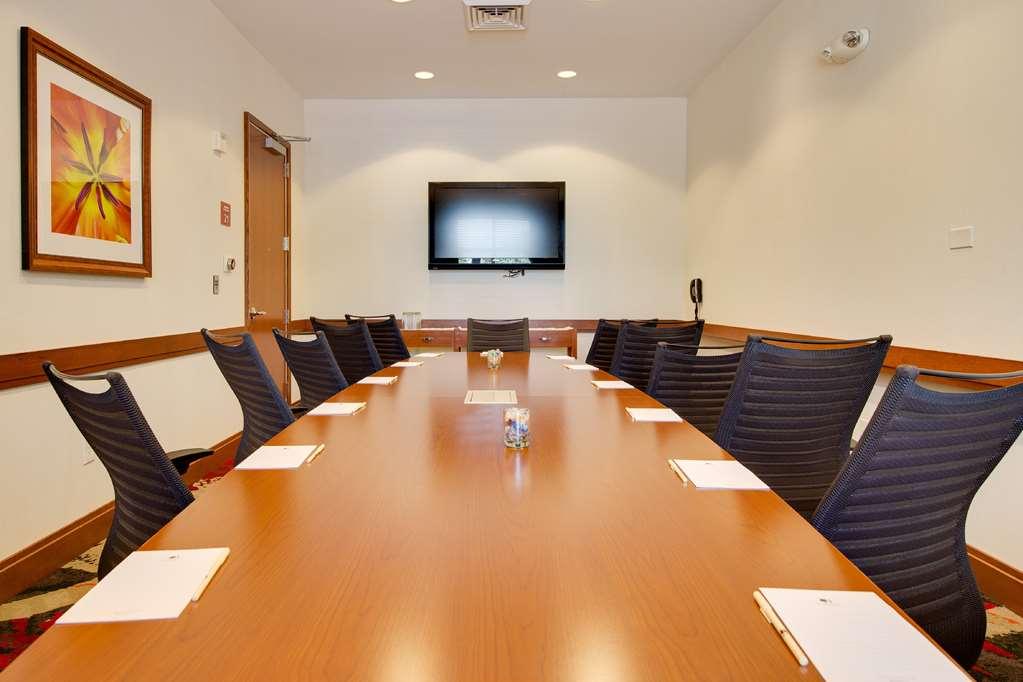 Doubletree By Hilton Raleigh-Cary Hotel Facilidades foto